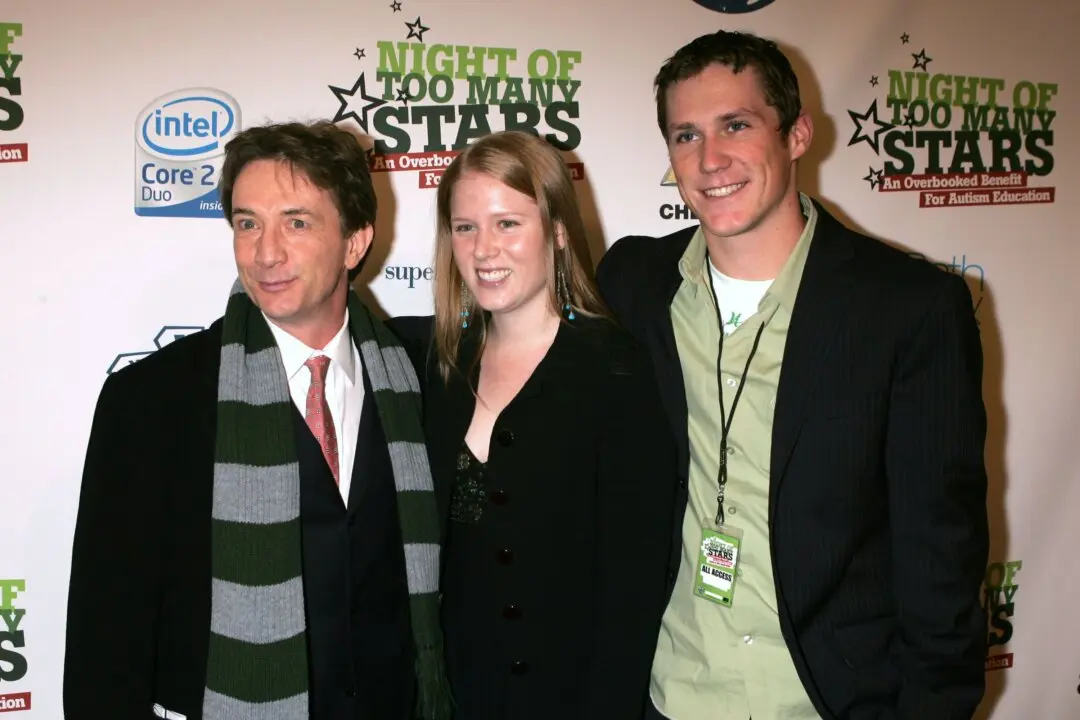 Daughter of Canadian Comedian Martin Short Dies at 42