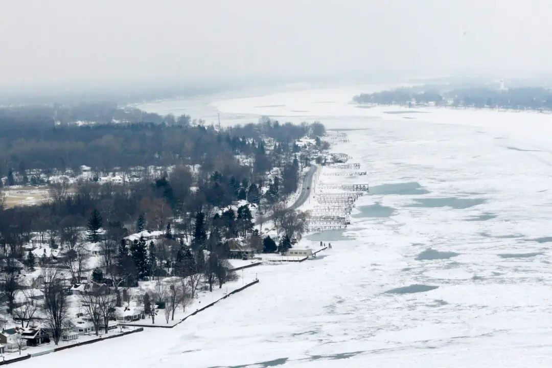 2 Canadians Rescued by US Coast Guard While Stranded on Frozen Ontario Lake
