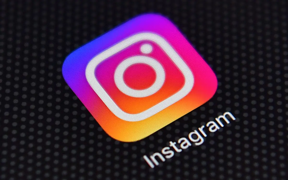 Instagram to Begin Parental Alerts of Teen Searches for Suicide or Self-Harm