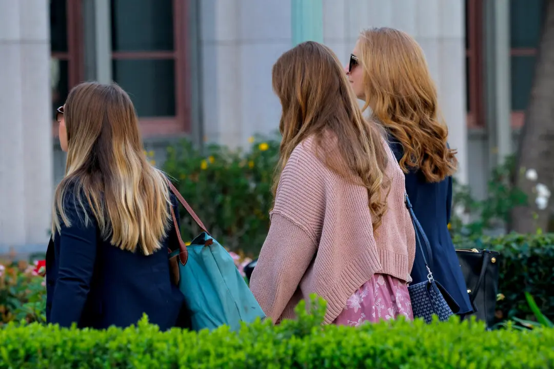 Young Plaintiff Testifies in Landmark Trial to Determine If Social Media Tries to Addict Youths