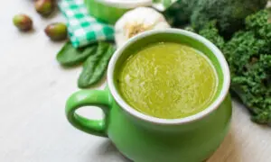 Green Immunity-Boosting Warm Tonic
