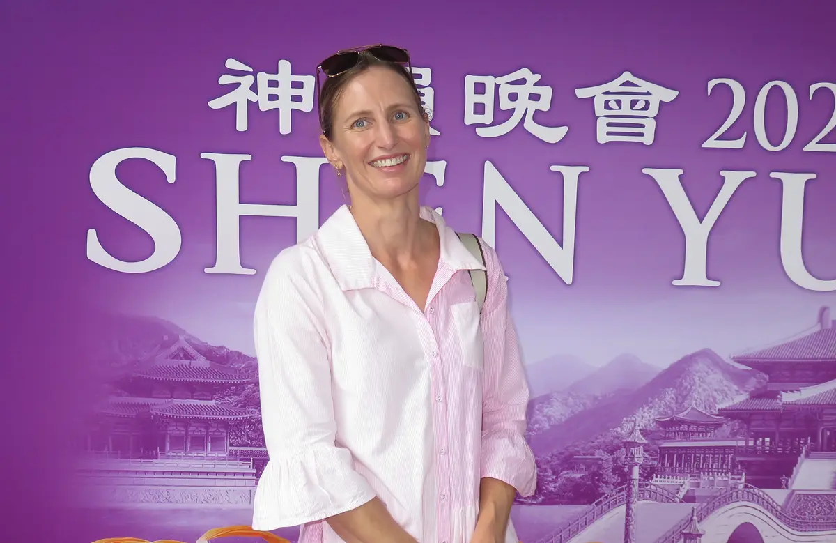 Shen Yun Shares Values ‘Placed in Kindness,’ Says Company Owner