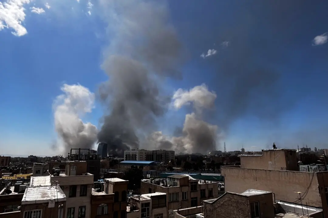 More US Troops Heading to Middle East, Gen. Caine Says Amid Widening Conflict