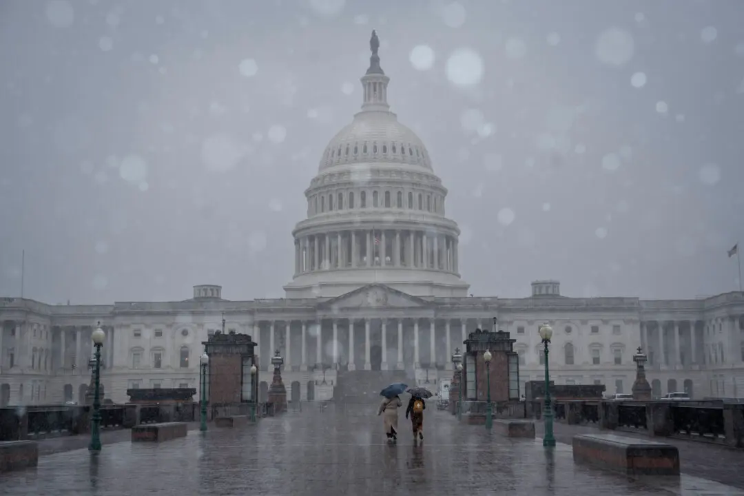 Rubio, Hegseth, Others Speak to Press During Senate Briefing on Iran War