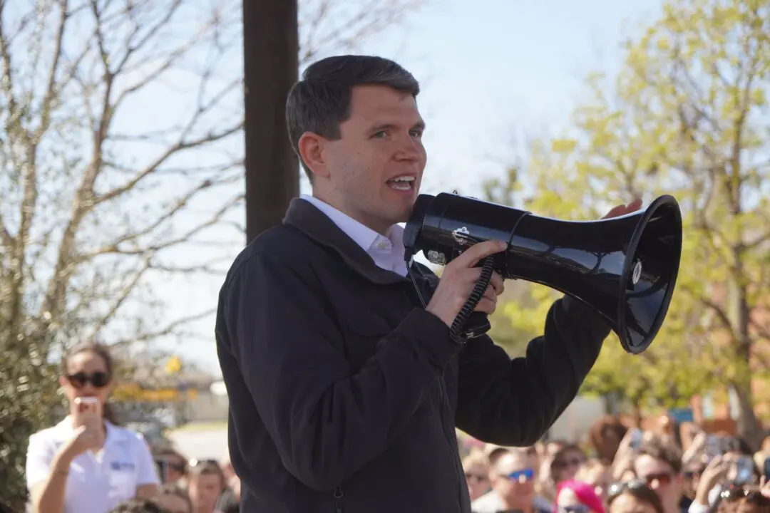 Talarico Beats Crockett to Win Texas Democratic Senate Primary