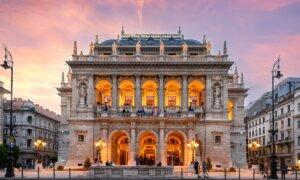 Hungarian State Opera House: Artistic Expression in Stone and Marble