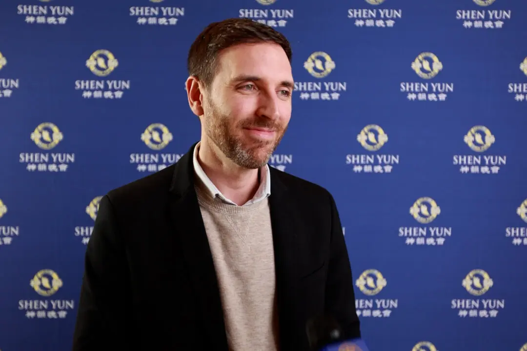 Basque Parliamentarian Believes Shen Yun Is the Voice of the Real China