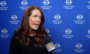 It’s ‘Amazing How Beautiful’ Shen Yun Is: Charlotte Audience Member