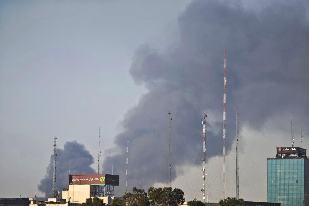 Israel Launches New Wave of Strikes on Iran; US Military Strikes Iranian Drone Carrier