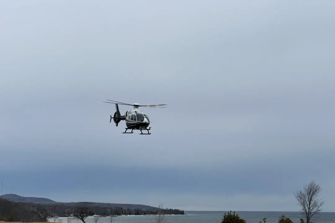 Police Rescue 23 Fishermen After Ice Shelf Broke Away From Ontario’s Georgian Bay Shore