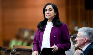 Liberals Defend Position on Iran War, Opposition Calls for Clarification During Debate