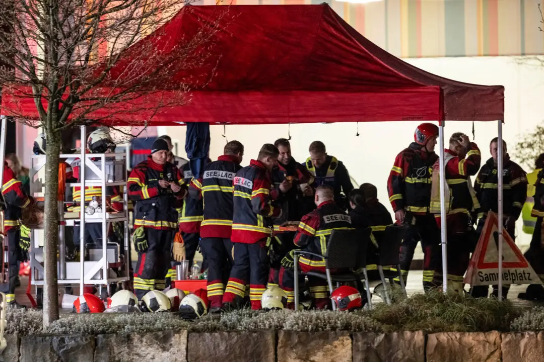 Fire Engulfs Bus in Switzerland, Killing 6 People and Severely Injuring 3 Others