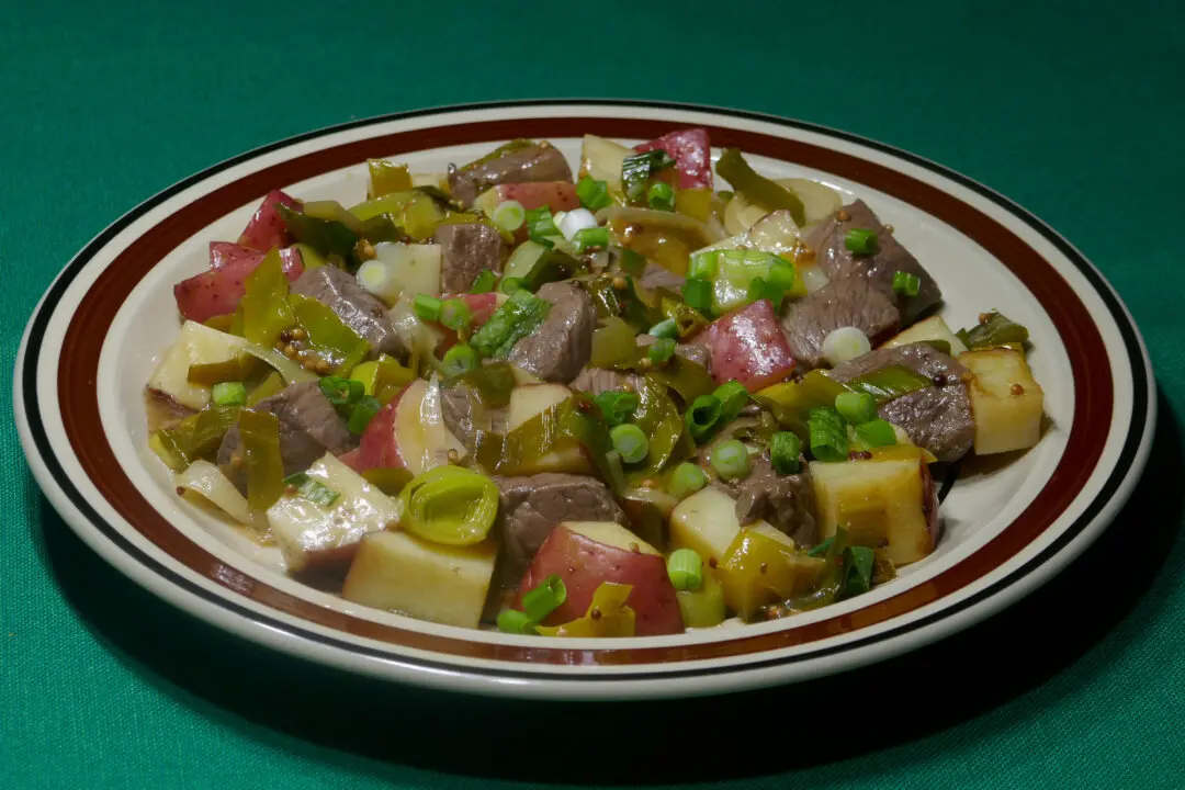 Quick Beer Sauced Steak and Potatoes