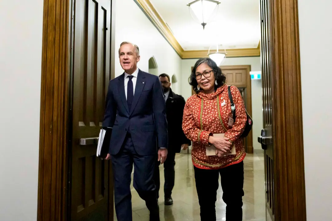 Party Leaders React to NDP MP Crossing Floor to Join Liberals as Governing Party Gets Closer to Majority