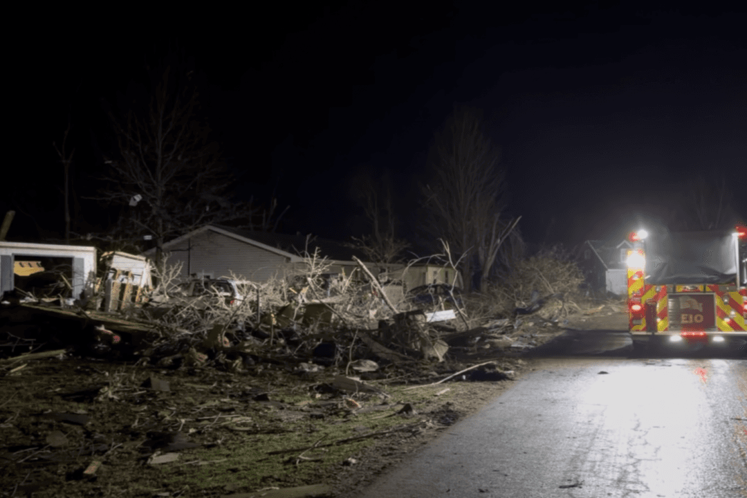 2 Dead in Indiana as Tornado, Storm Outbreaks Continue Across US