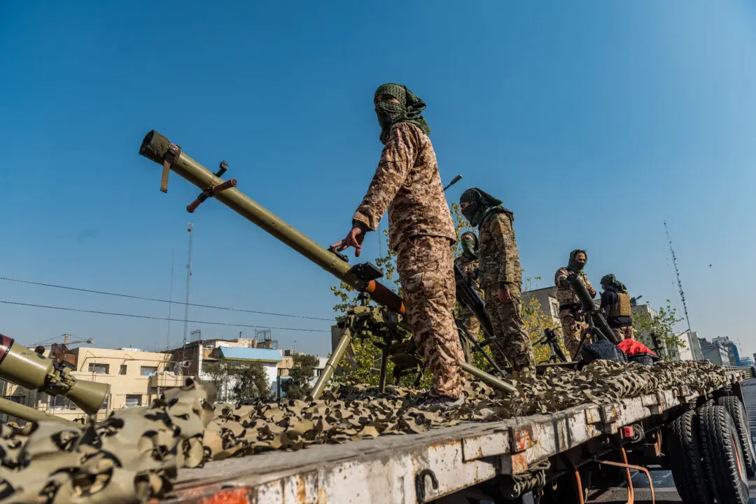 Iran Scoffs at Diplomacy, Expands Strikes on Israel, Gulf States