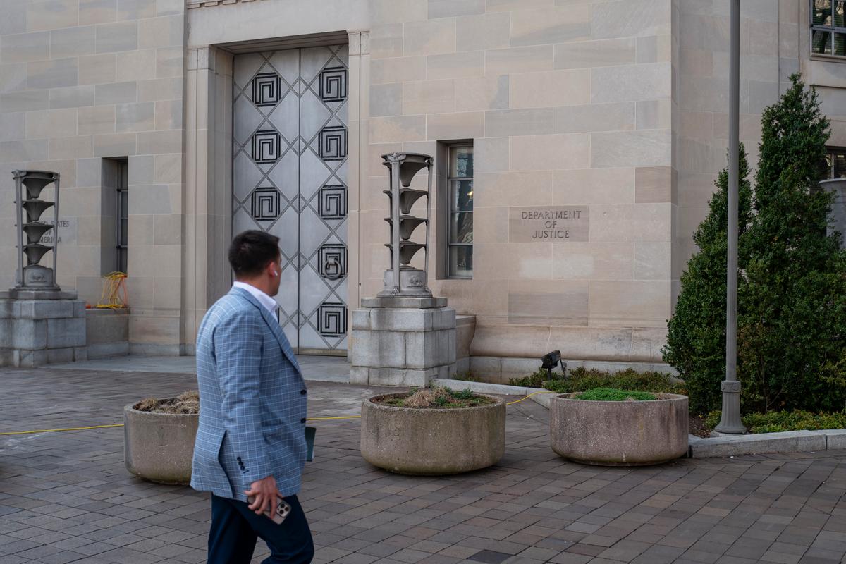 Chicago Man Sentenced to 25 Years for Conspiring With ISIS