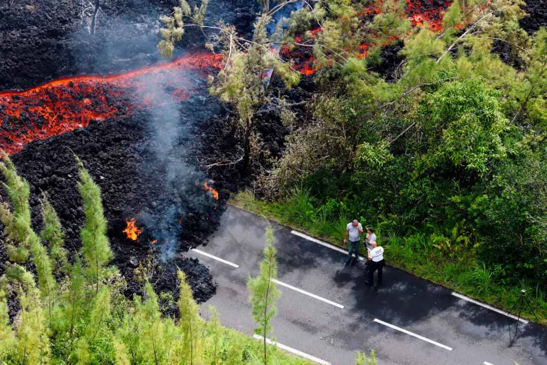 Day in Photos: Volcano Eruption, Zelenskyy in Paris, and Ski Mountaineering Race
