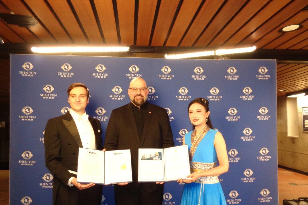 Shen Yun’s Mission to Revive Chinese Culture ‘A Big Eye-Opener,’ Says Canadian Lawmaker