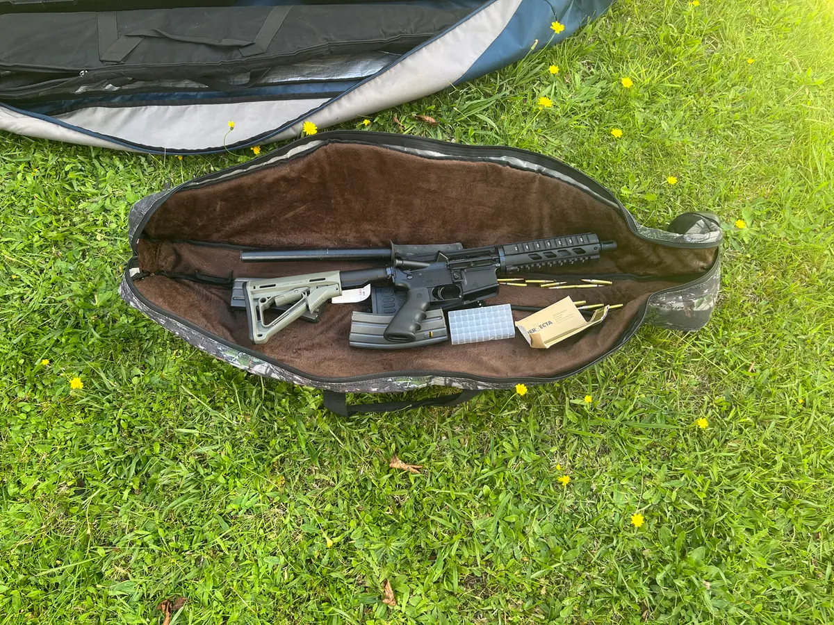 Raid on Comancheros in New Zealand Uncovers Semi-Automatic Weapon, Drugs