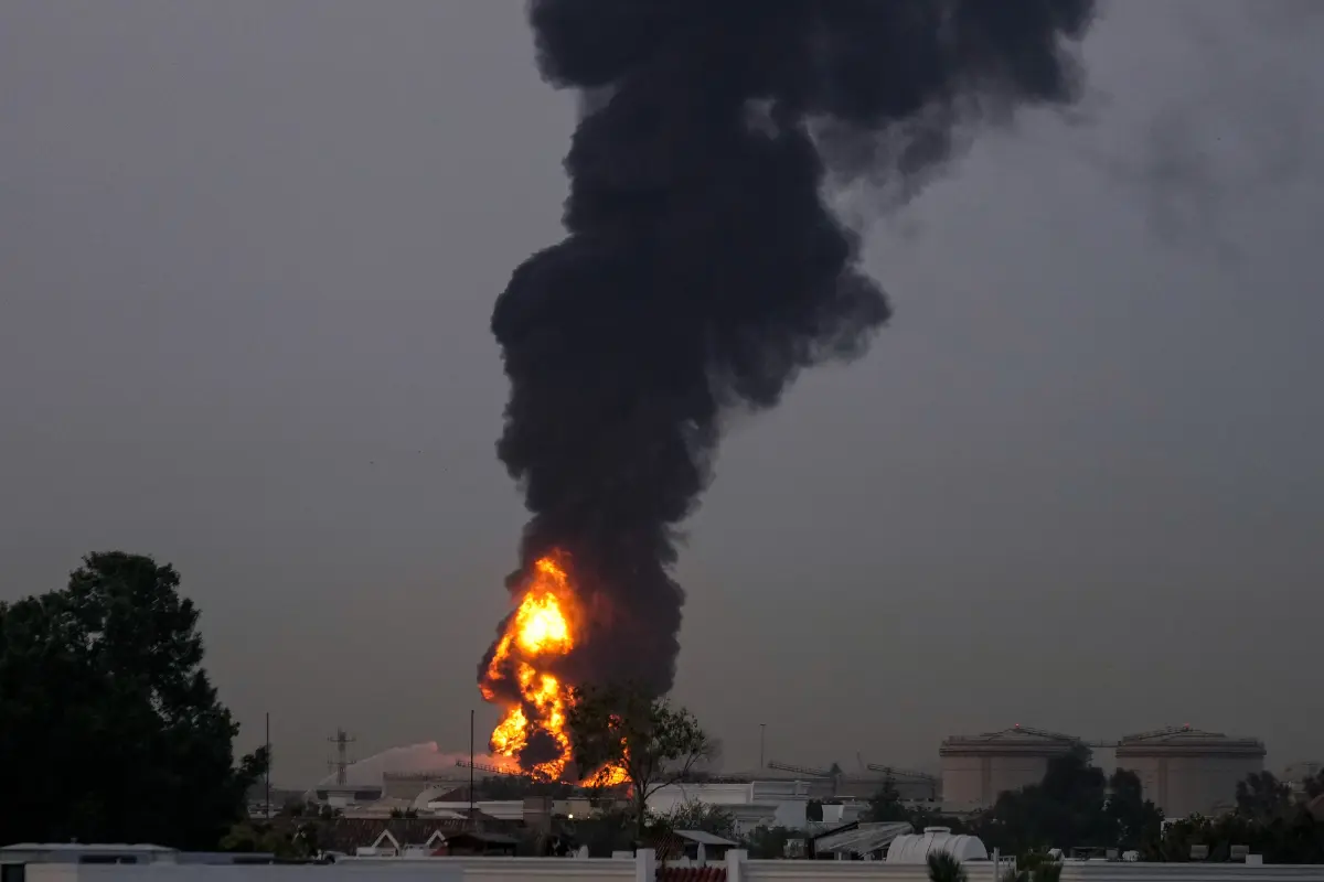 More Than 90 Percent of Iranian Targets in UAE Were Civilian Infrastructure, Minister Says