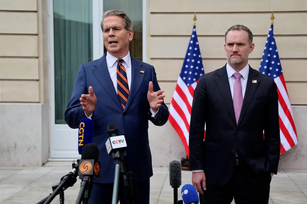 Bessent Says Iran War May Delay Trump’s China Visit