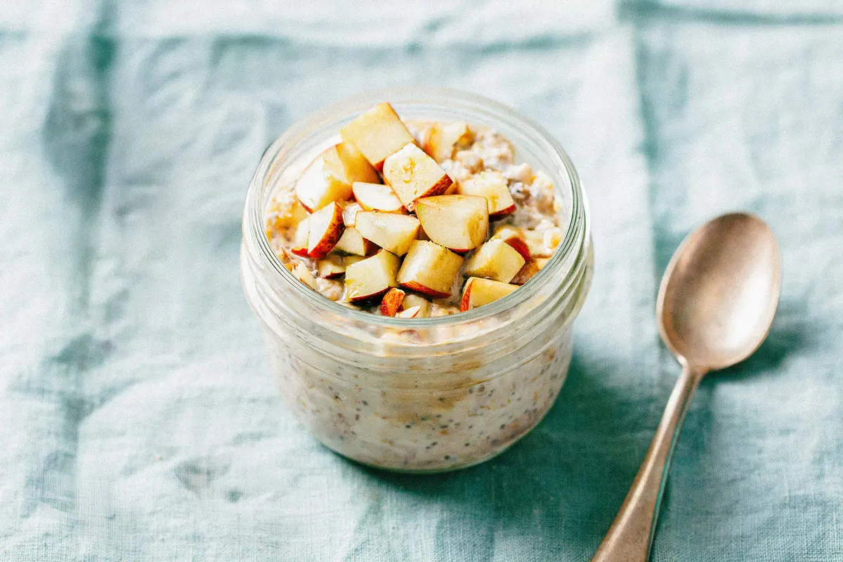 Overnight Oats: an Easy, Nutrient-Dense Breakfast–How to Make Them