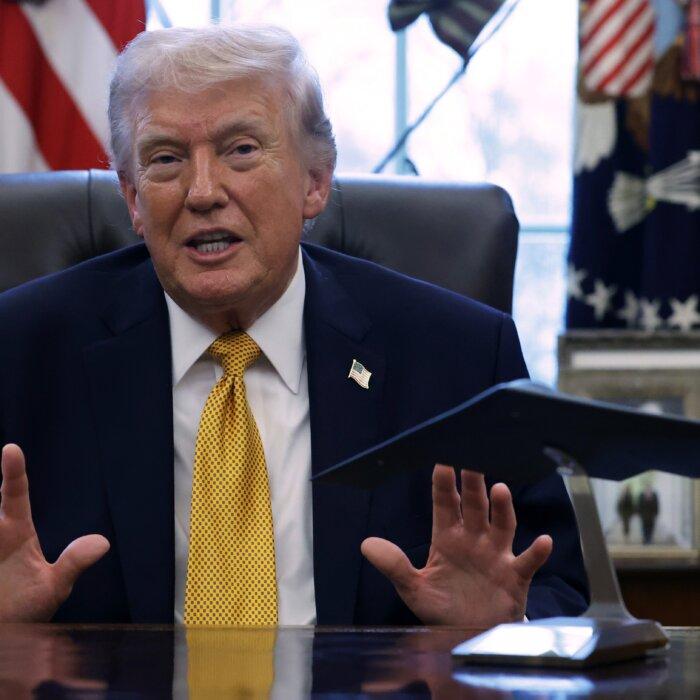 Trump Signs Executive Order