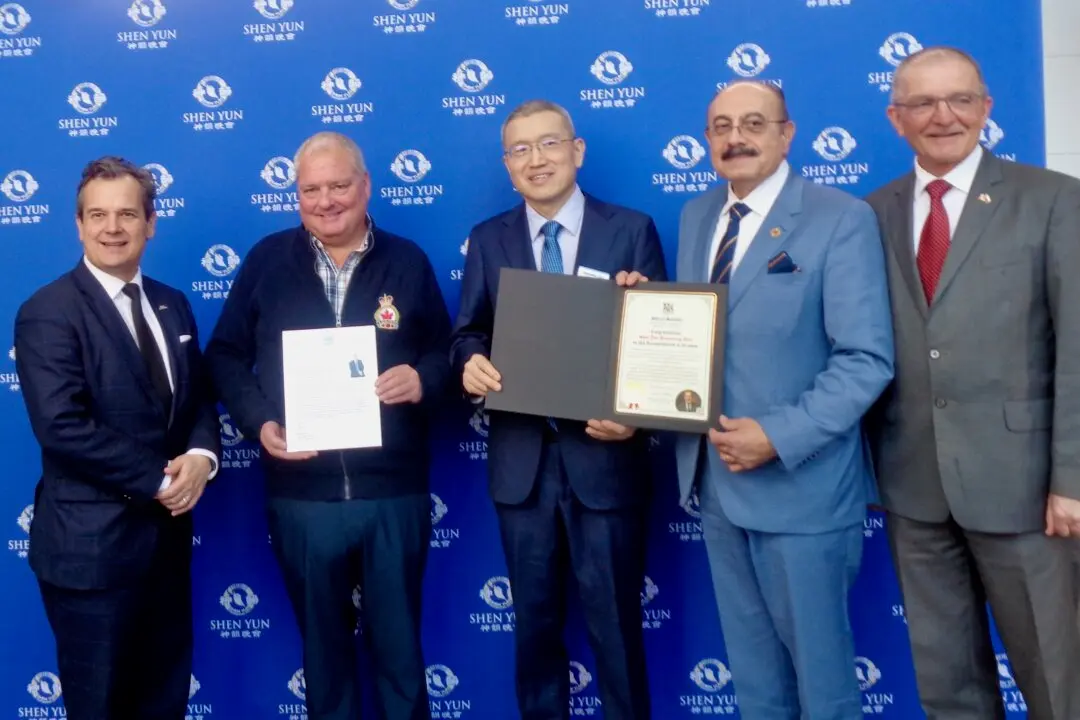 ‘Dedication, Perseverance, and Commitment’: Ontario Lawmaker Awards Shen Yun for 20 Years of Performances