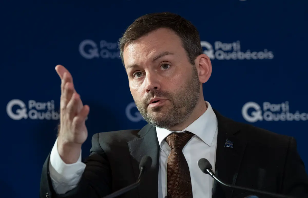 Quebec Separatist Leader Raises Surveillance Concerns
