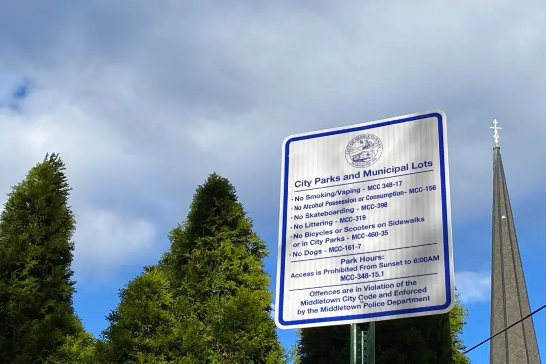 Middletown Rolls Over, Changes Law to Allow Dogs in Select Public Parks