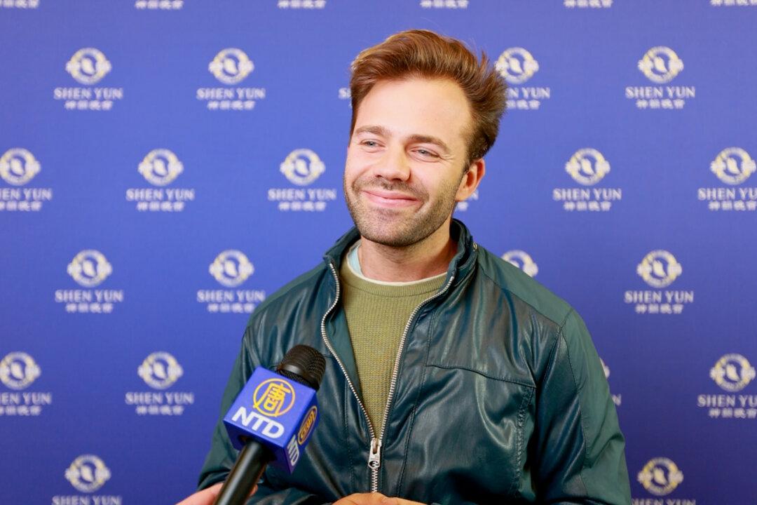 Spanish Actor Describes Shen Yun as ‘A Source of Light and Magic’