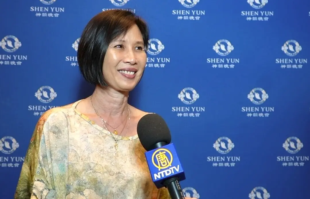 Shen Yun Helps Business Consultant Reconnect With Her Roots