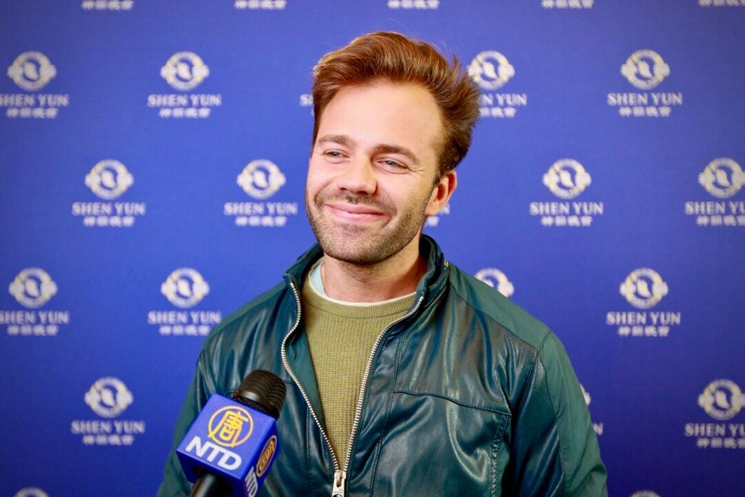 Spanish Actor Describes Shen Yun as ‘A Source of Light and Magic’