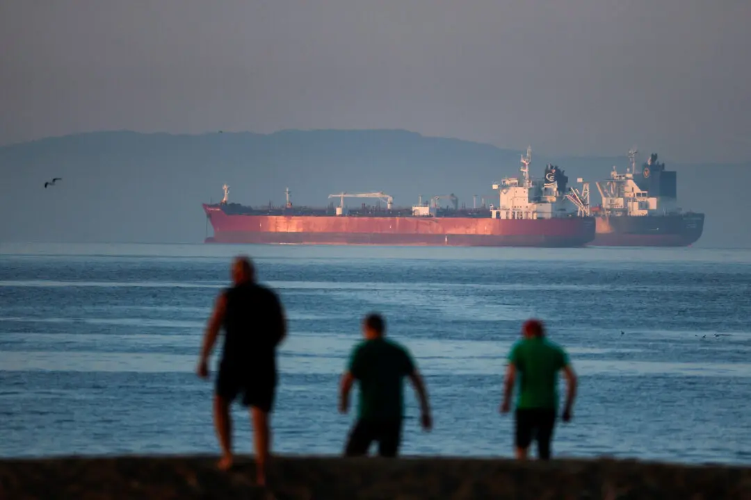 Short-Term Oil Spike, Followed by Disinflation: What Markets Are Telling You