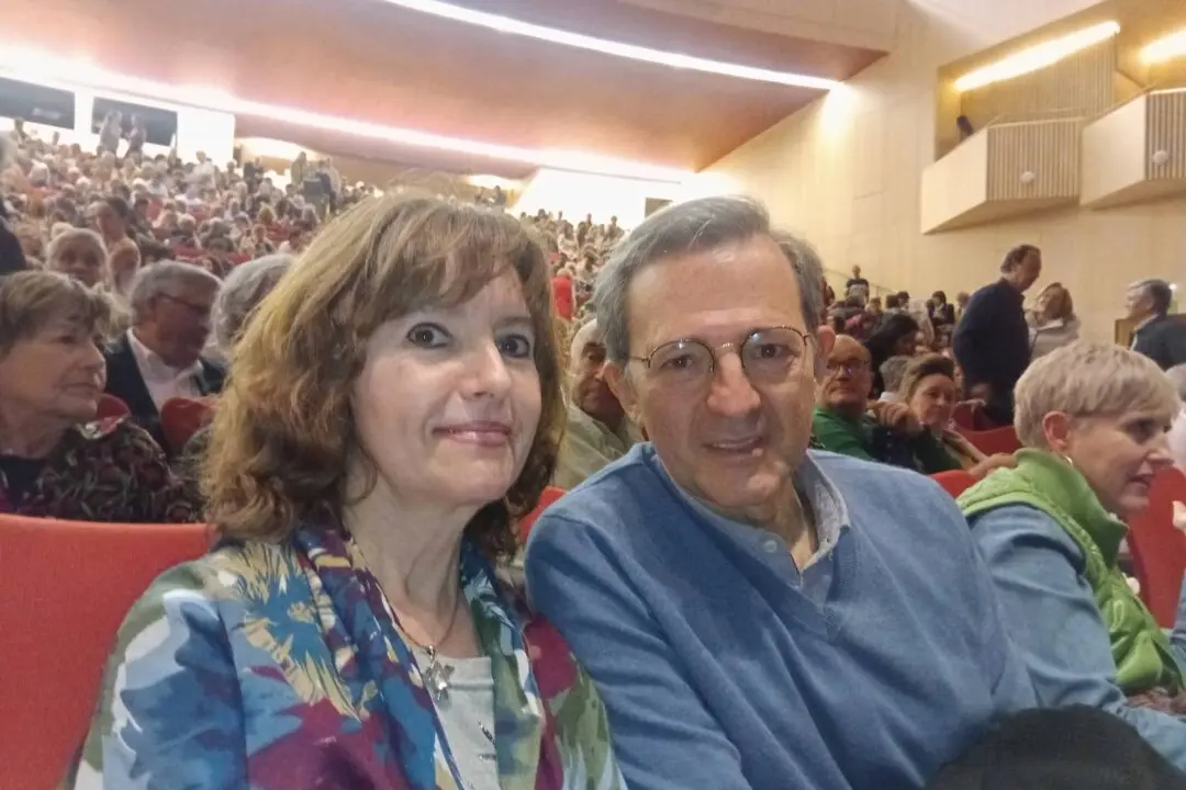 Spanish Couple Travels Across Provinces to Fulfill Longtime Shen Yun Dream