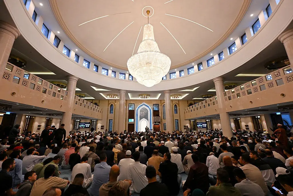 1 Stabbed, 3 Hospitalised After 30-Man Brawl During Muslim Celebration