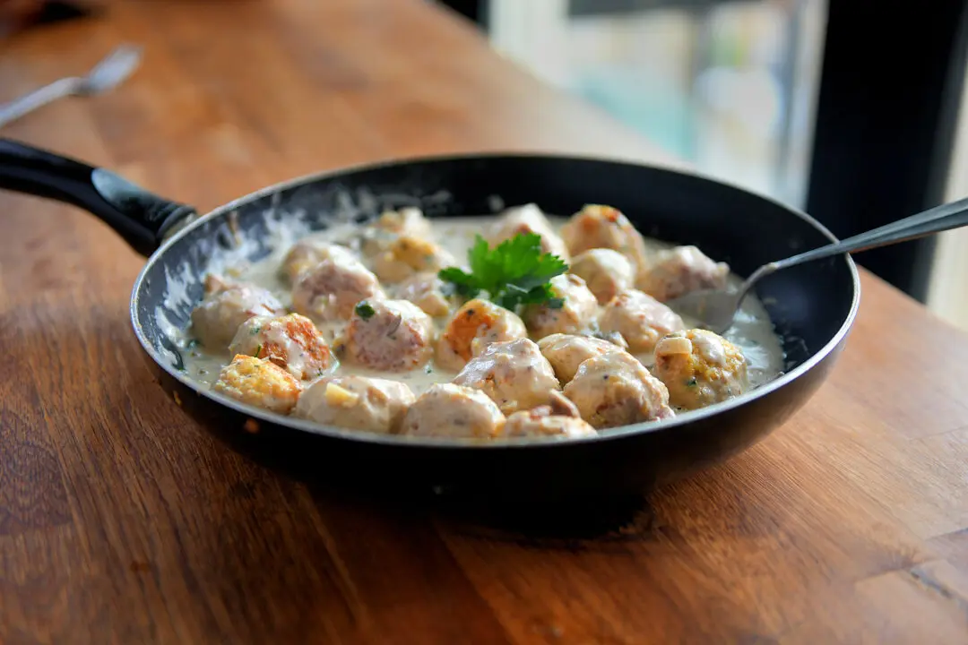 Chicken Meatballs in Mushroom Sauce Are a Savory Pair