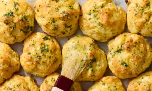 These Copycat Cheddar Bay Biscuits Are a Super Easy Dupe for the Real Thing