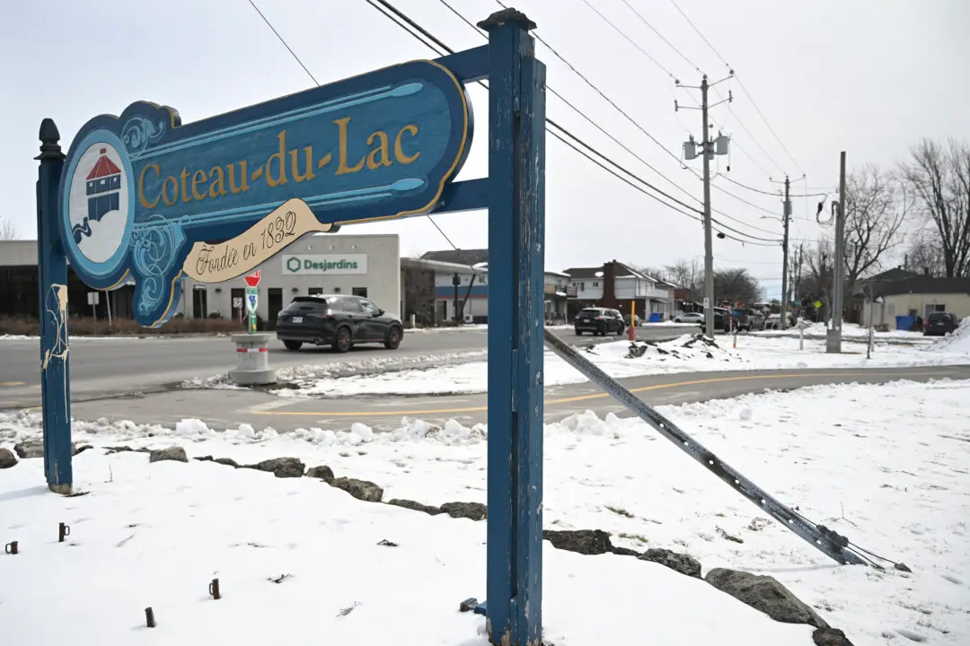 Air Canada Pilots Killed in LaGuardia Crash Remembered as Heroes for Quick Reflexes Amid Flood of Tributes