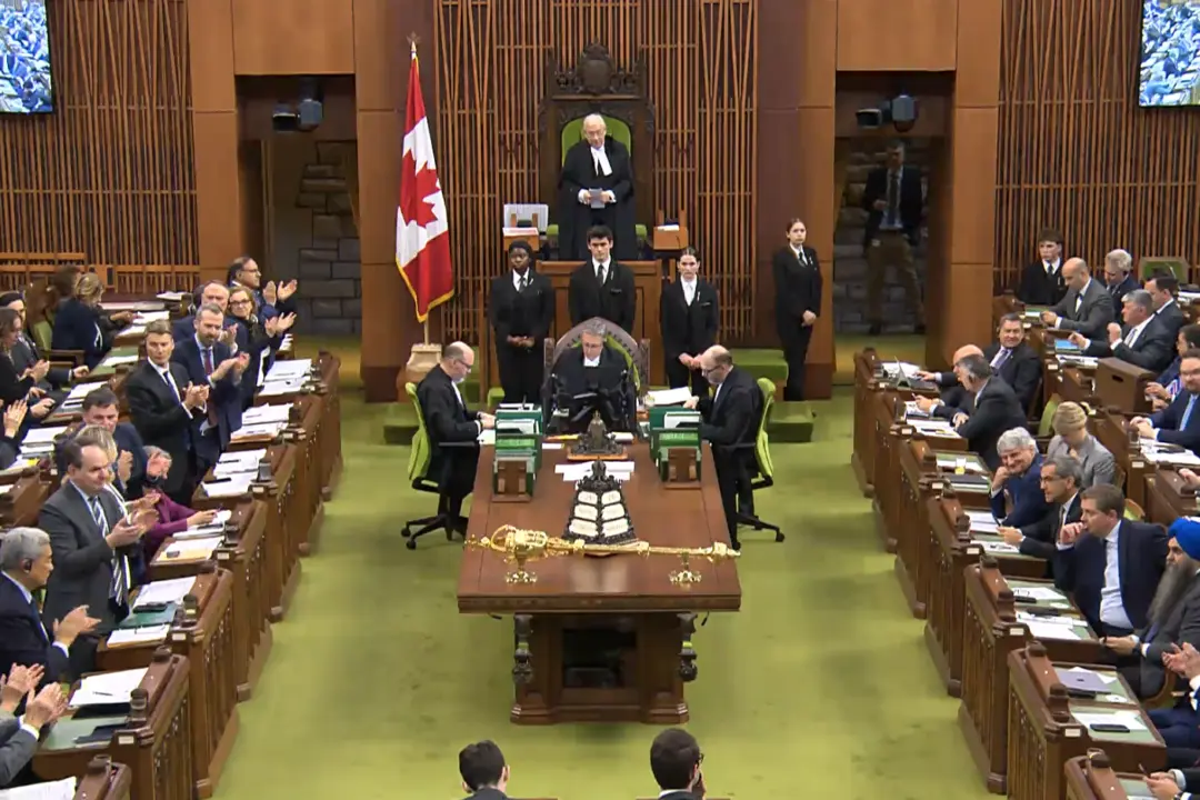 Carney, Poilievre Share Rare Moment of Rapport Over Bible Quote as Bloc’s Blanchet Presses on Secularism