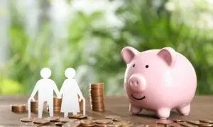 How to Build a Tax-Efficient Retirement Income Plan