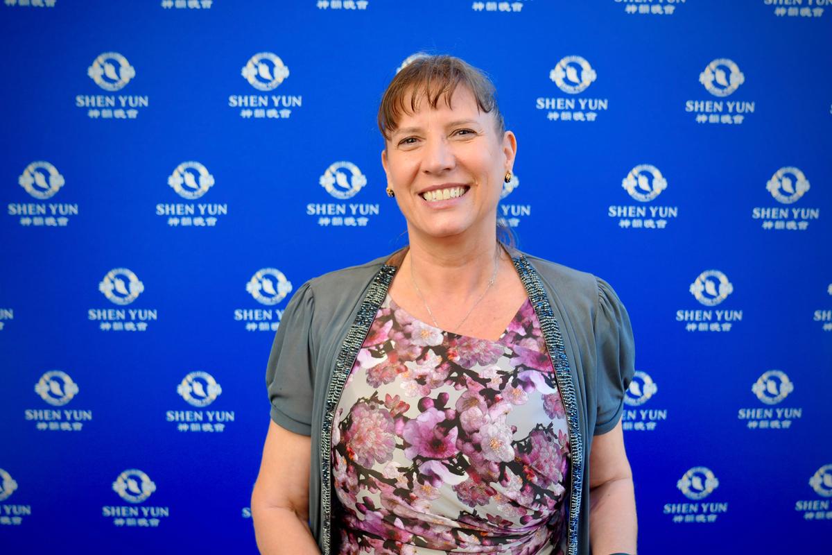 Shen Yun Is ‘Really Beautiful and Perfect,’ Says Australian City Councilor