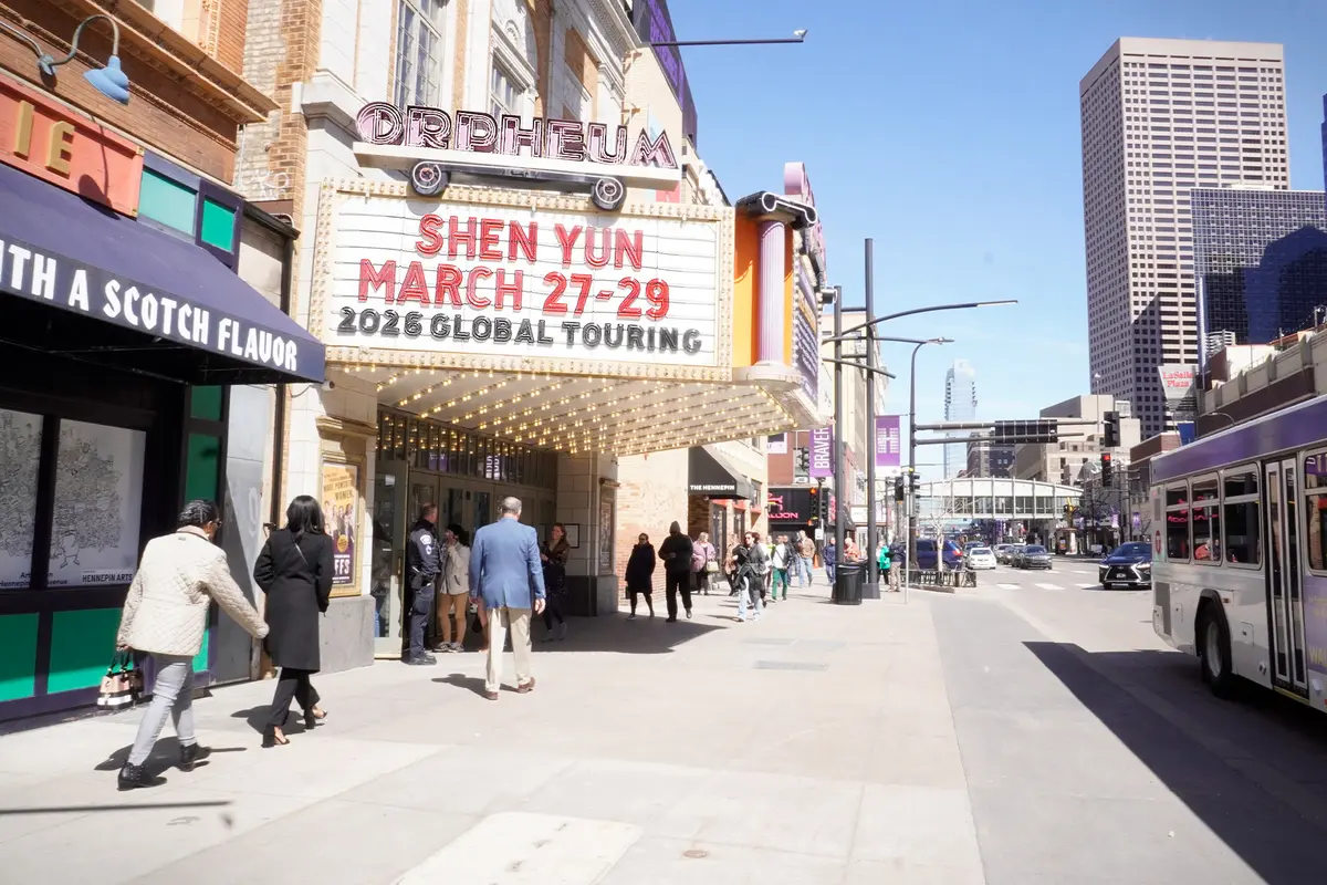 ‘Wonder and Awe’: Classical Chinese Dancers of Shen Yun Strike Chord in Minneapolis