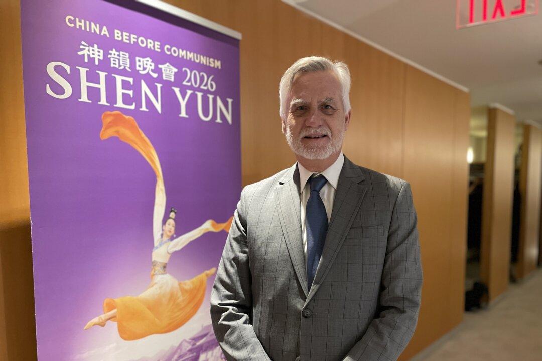 Toronto-Area City Councillor Appreciates the Chance to Learn About China’s History Through Shen Yun