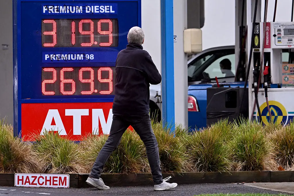 Labor Pledges No Return to COVID-Era Restrictions Amid Fuel Crisis
