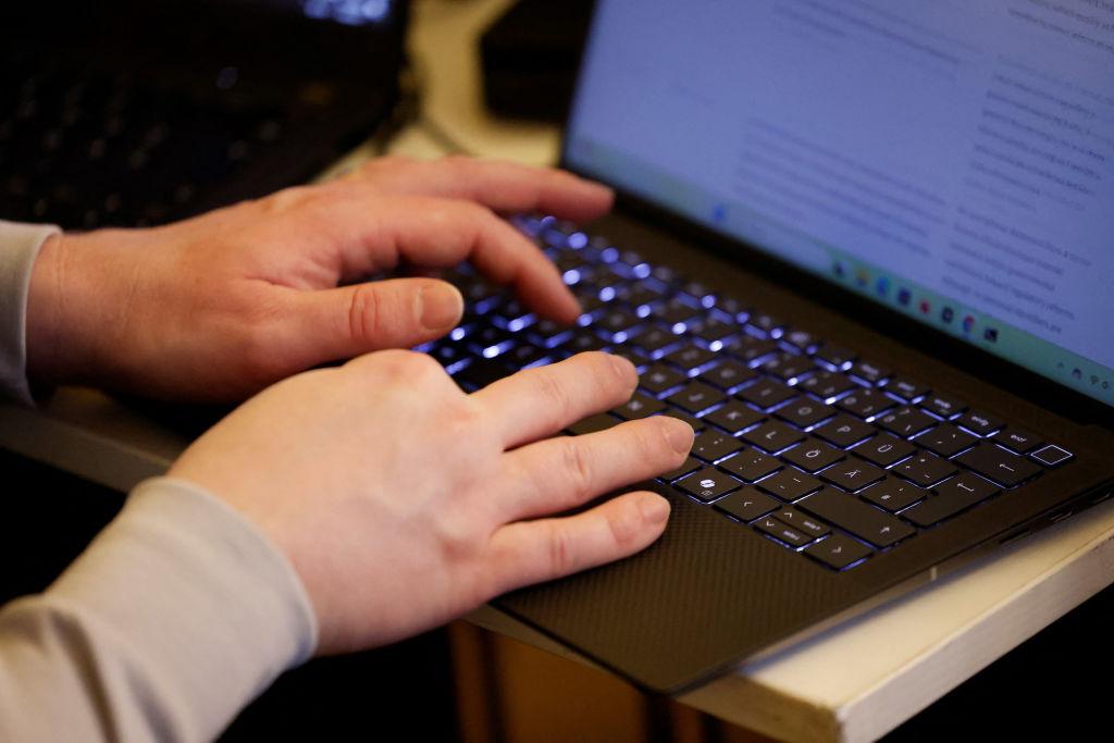 Australia’s Scam Losses Hit $2 Billion in 2025