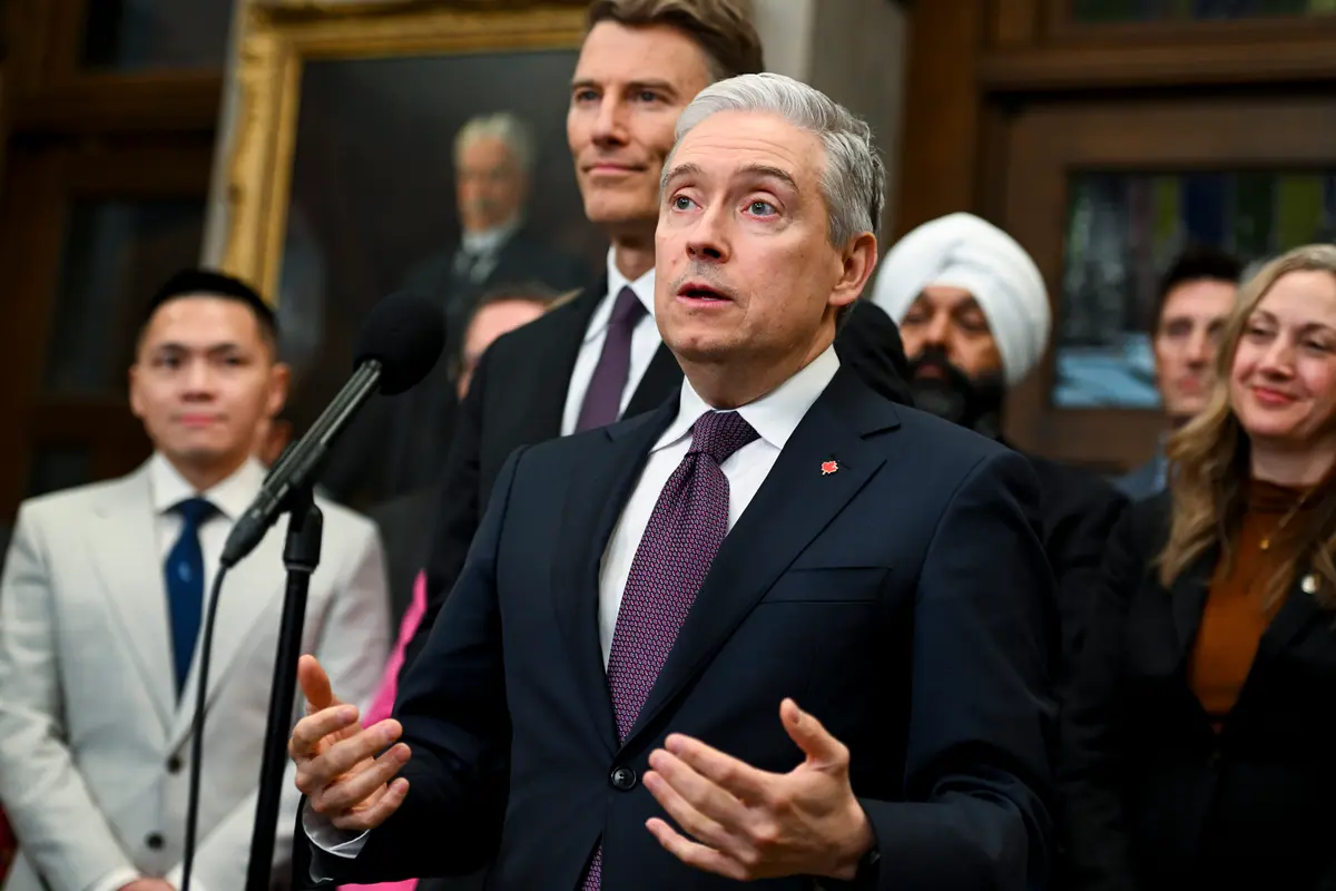 Once a Key Minister Dealing With China Risk, Champagne Heads to Beijing to Boost Ties