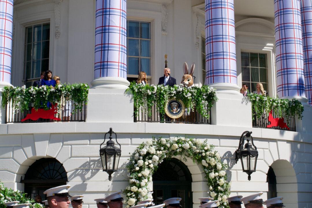 Thousands Join President, First Lady for Annual White House Easter Egg Roll