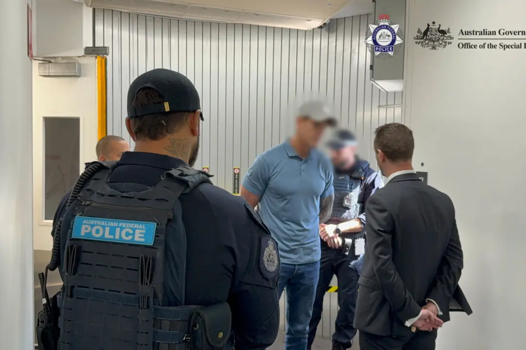 Australian Veterans Handing Back Medals Over Handling of Roberts-Smith Case